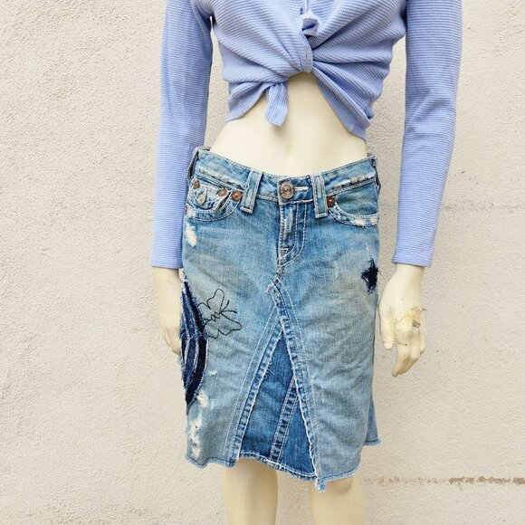 Vintage True Religion Y2K Patchwork Denim Skirt - Picture 4 of 6